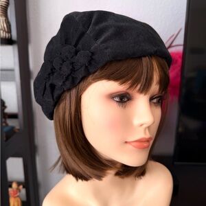 Giovannio Black Beret with Floral Detail